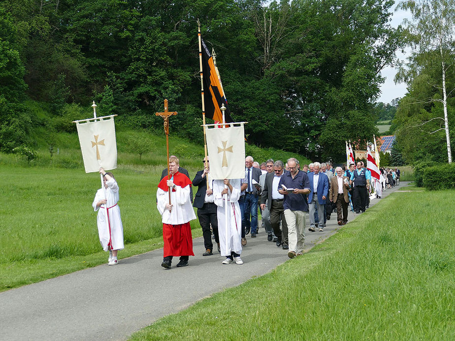 Bittprozession am Pfingstmontag (Foto: Karl-Franz Thiede)